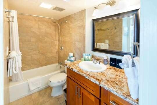 Deluxe Panoramic Mountain View Condo - 37Th Floor, Free Parking & Wifi Condo Honolulu Extérieur photo
